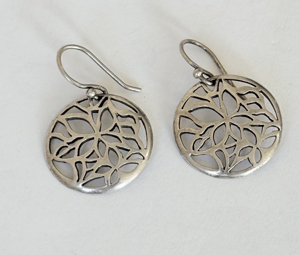 Vintage Sterling Silver Edelweiss Flower Filigree Mandala Hook Earrings
