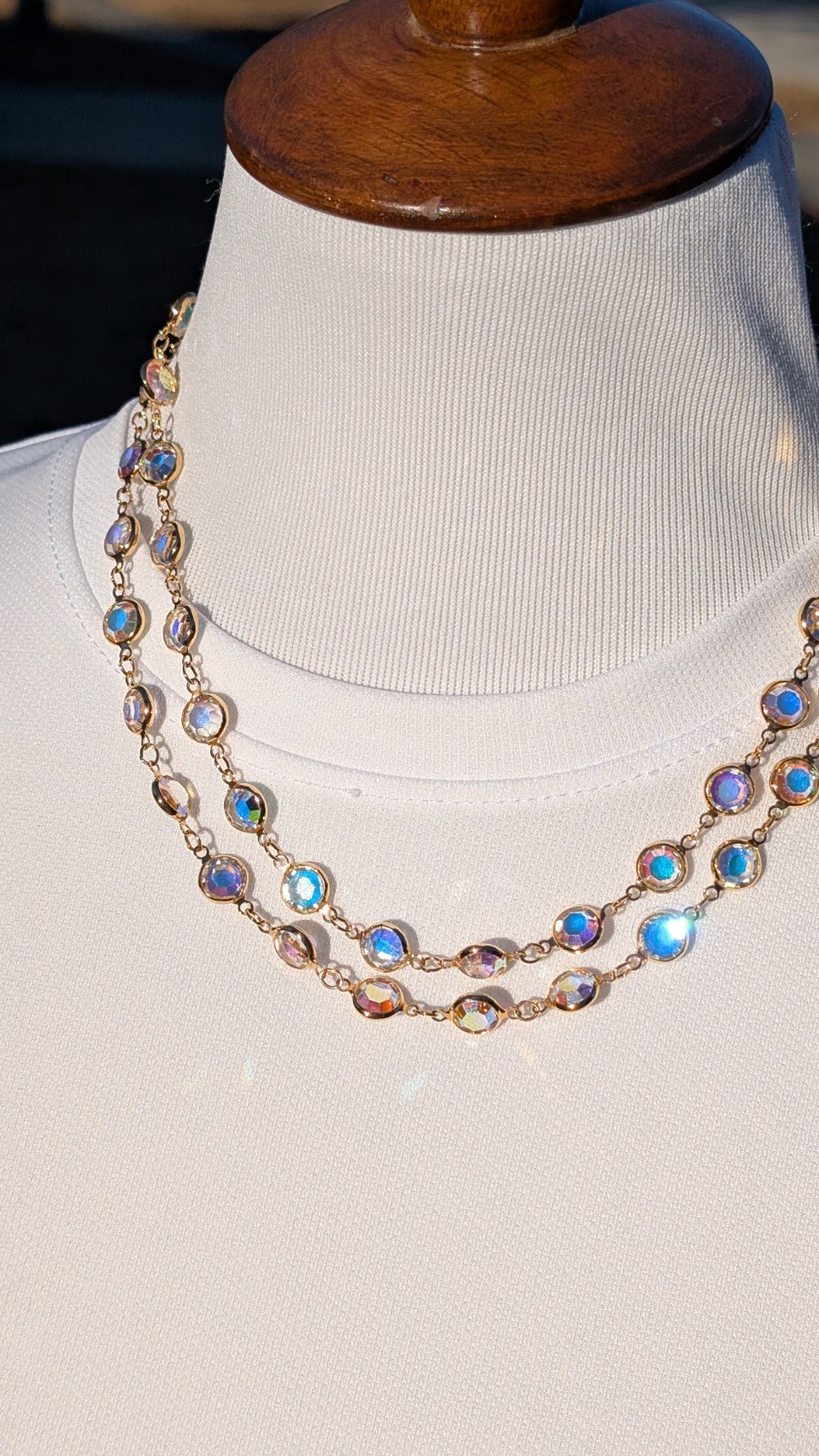 Vintage SWAROVSKI aurora borealis crystal open back bezel set necklace 36″