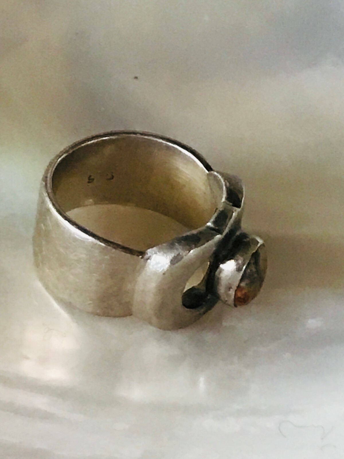 Old Pawn 925 Marked Wide Silver Band w Oval Earthtones Stone Ring Currently Size