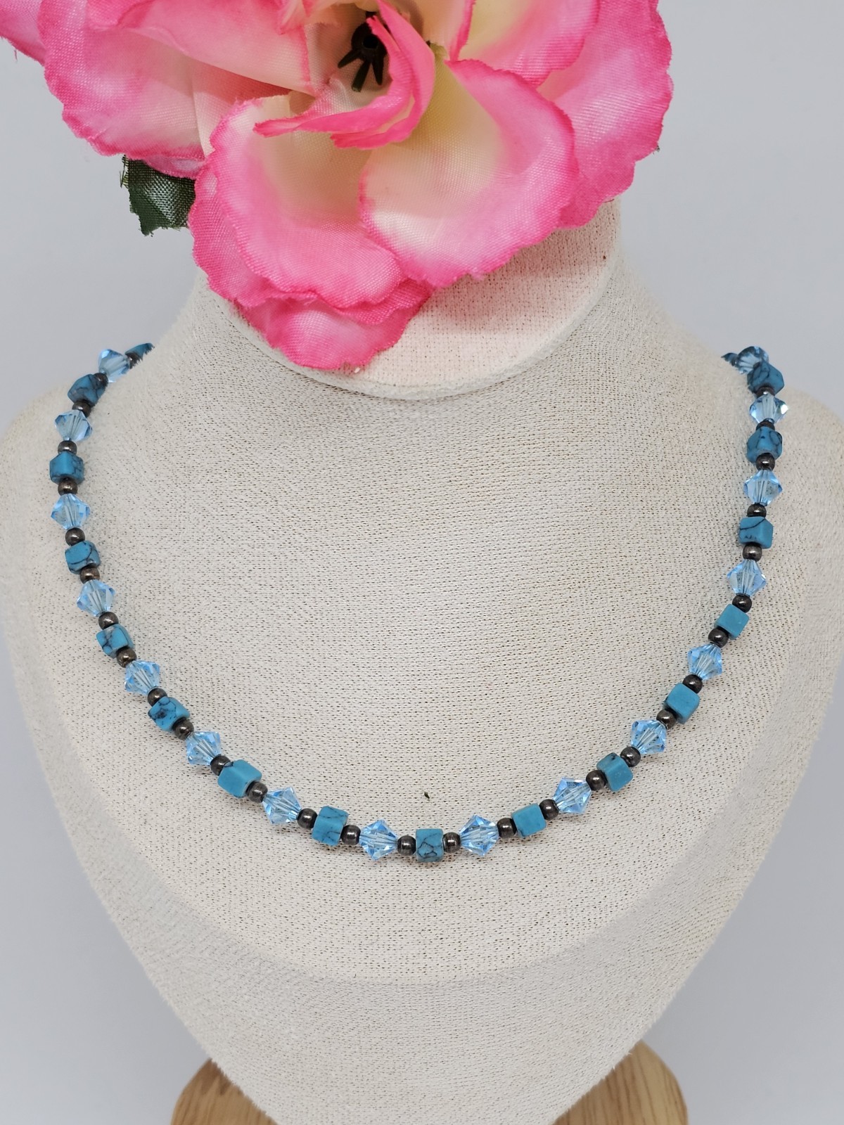Blue Crystal & Howlite Stone Beaded Choker Necklace 925 Sterling Silver Clasp