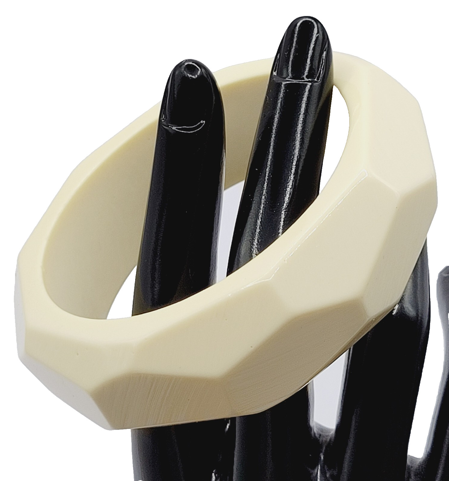 Vanilla Cream Off White Odd Angle Facet Acrylic Chunky 1980s Bangle Bracelet