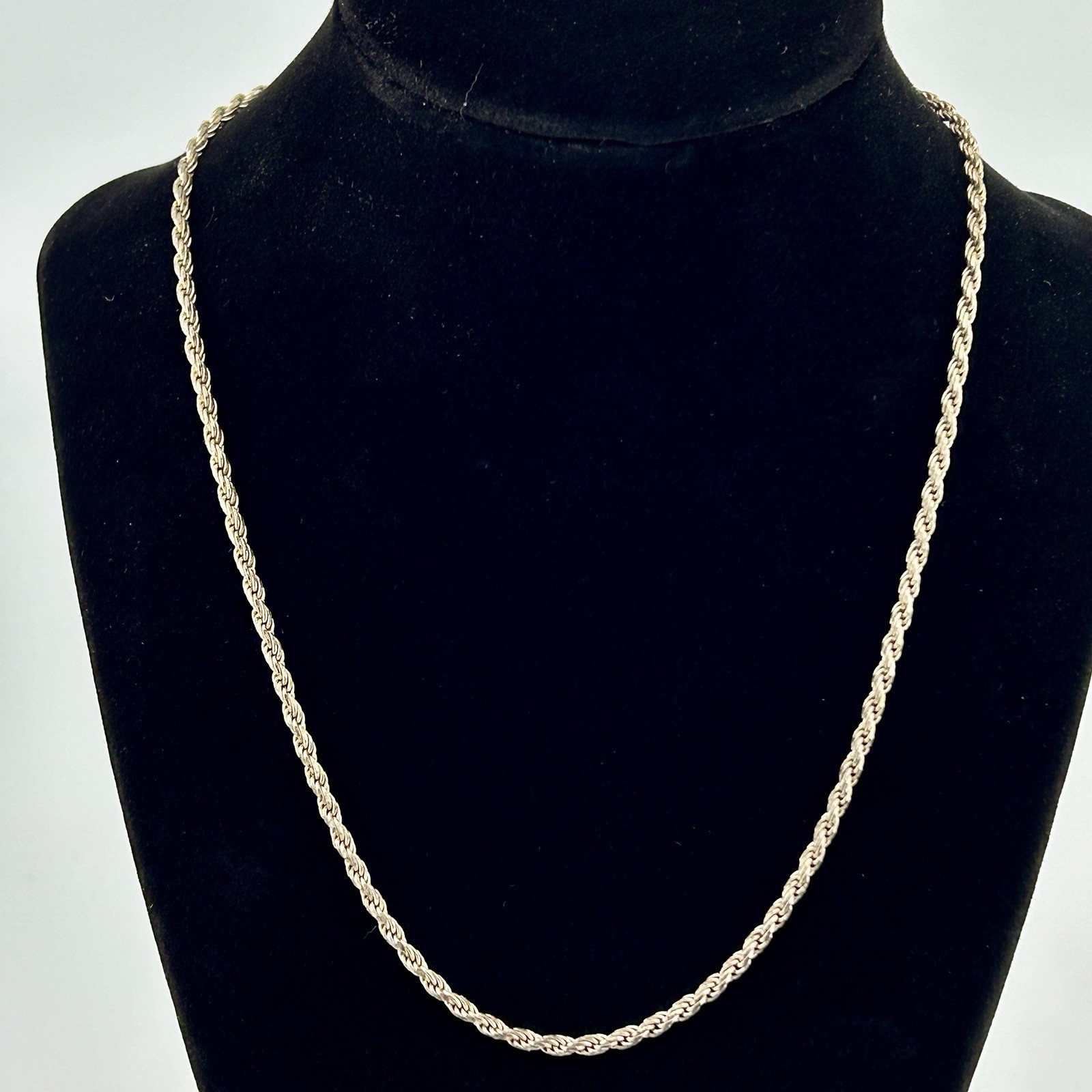 Sterling Wheat Spiga Silver Chain 925 Italy IJC 18″ 2.6mm 12g Spring Ring 80s