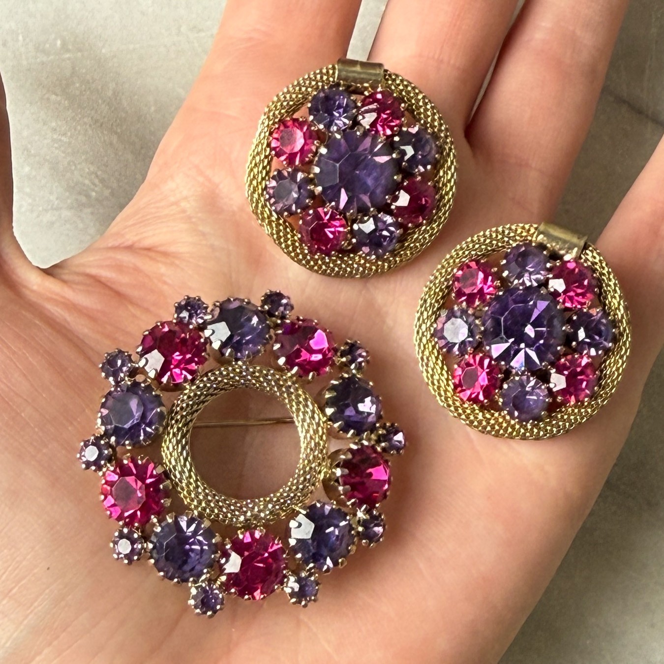 Vtg 1960s Weiss Brooch Earrings Set Pink Purple Gold Crystal Rhinestone Circle