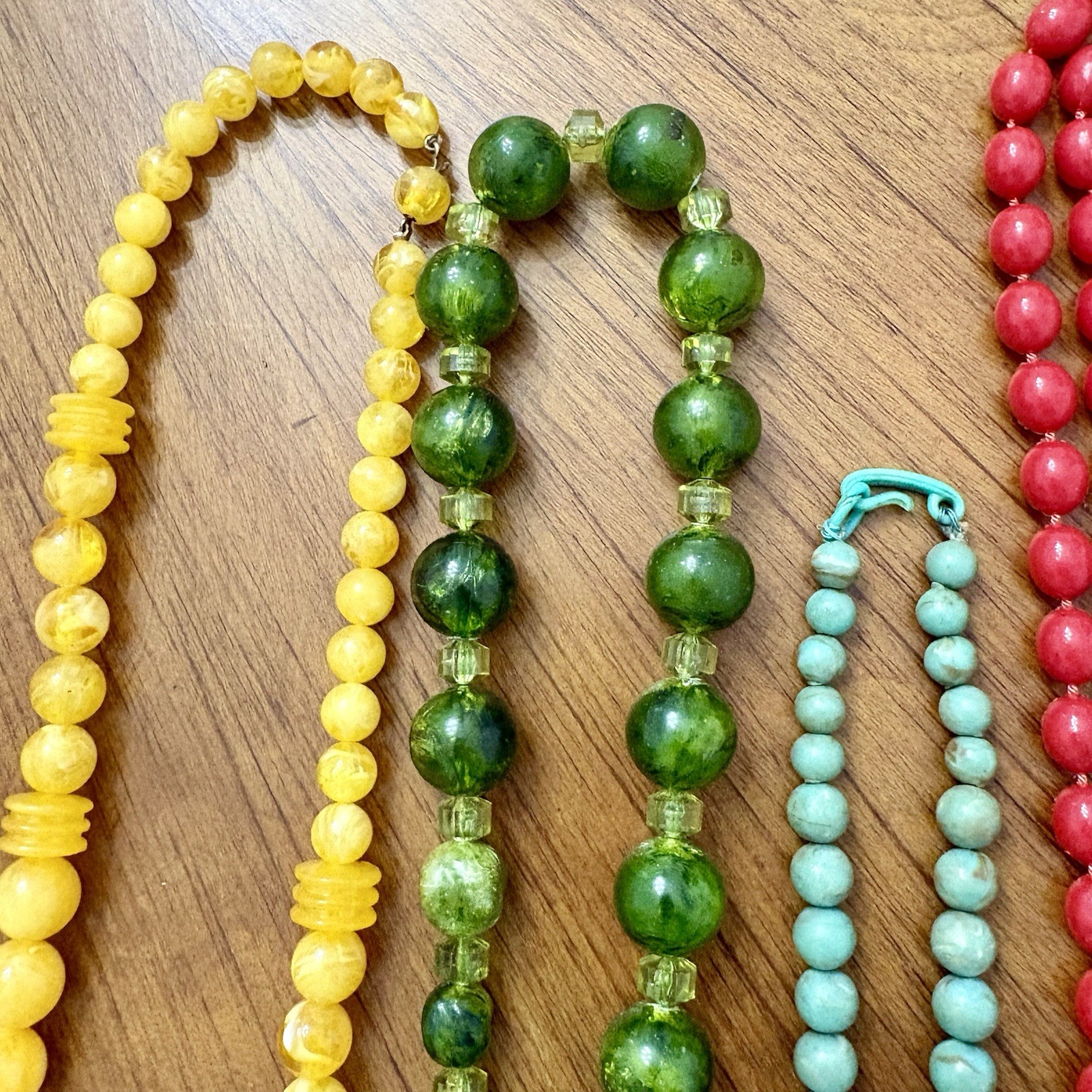 Vintage 1930 – 1960 Plastic Single Strand Beaded Necklace Lot MCM Art Deco