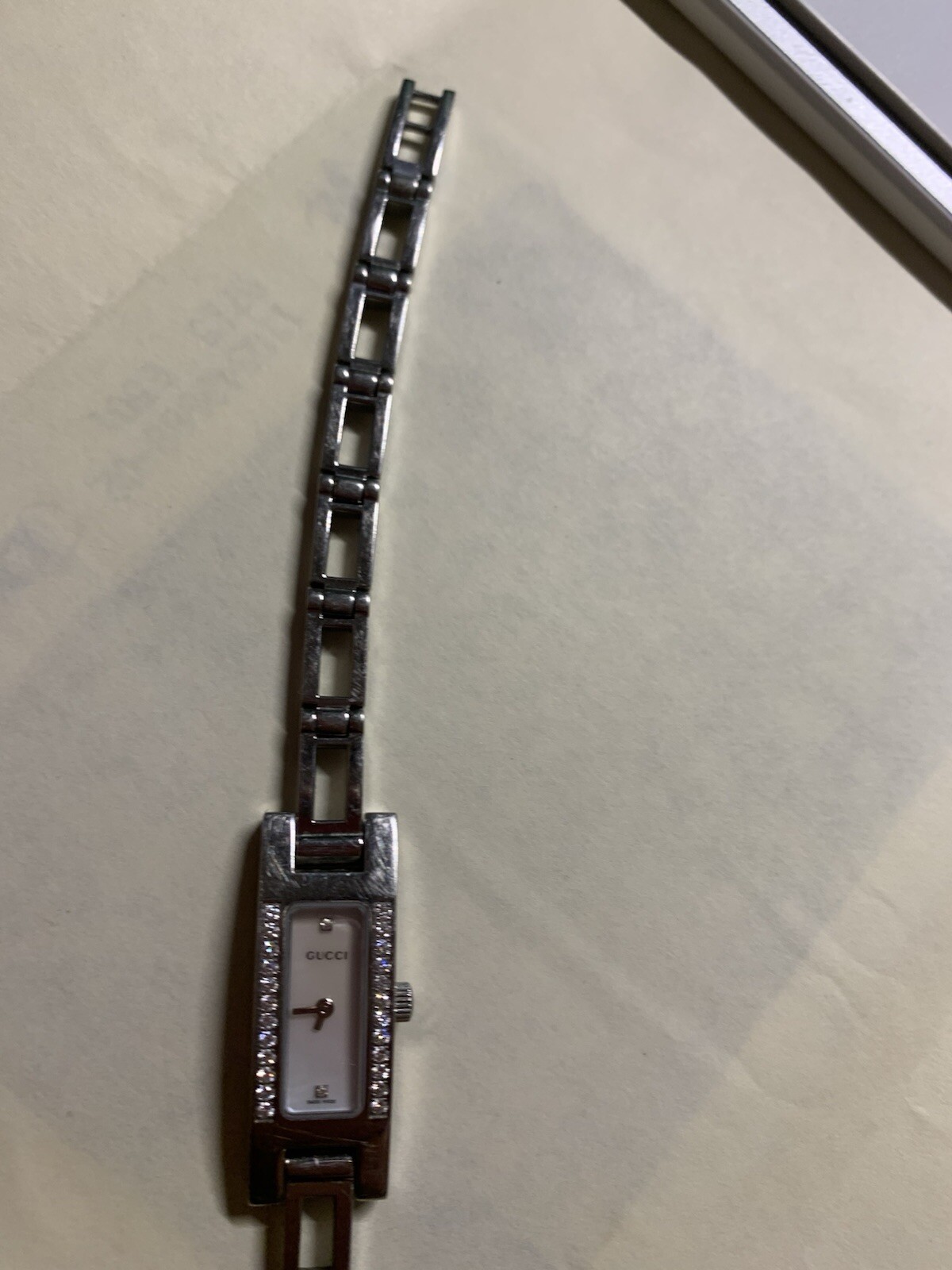 Ladies Gucci 3900L Stainless Steel And Diamond Watch – 7.25 in length