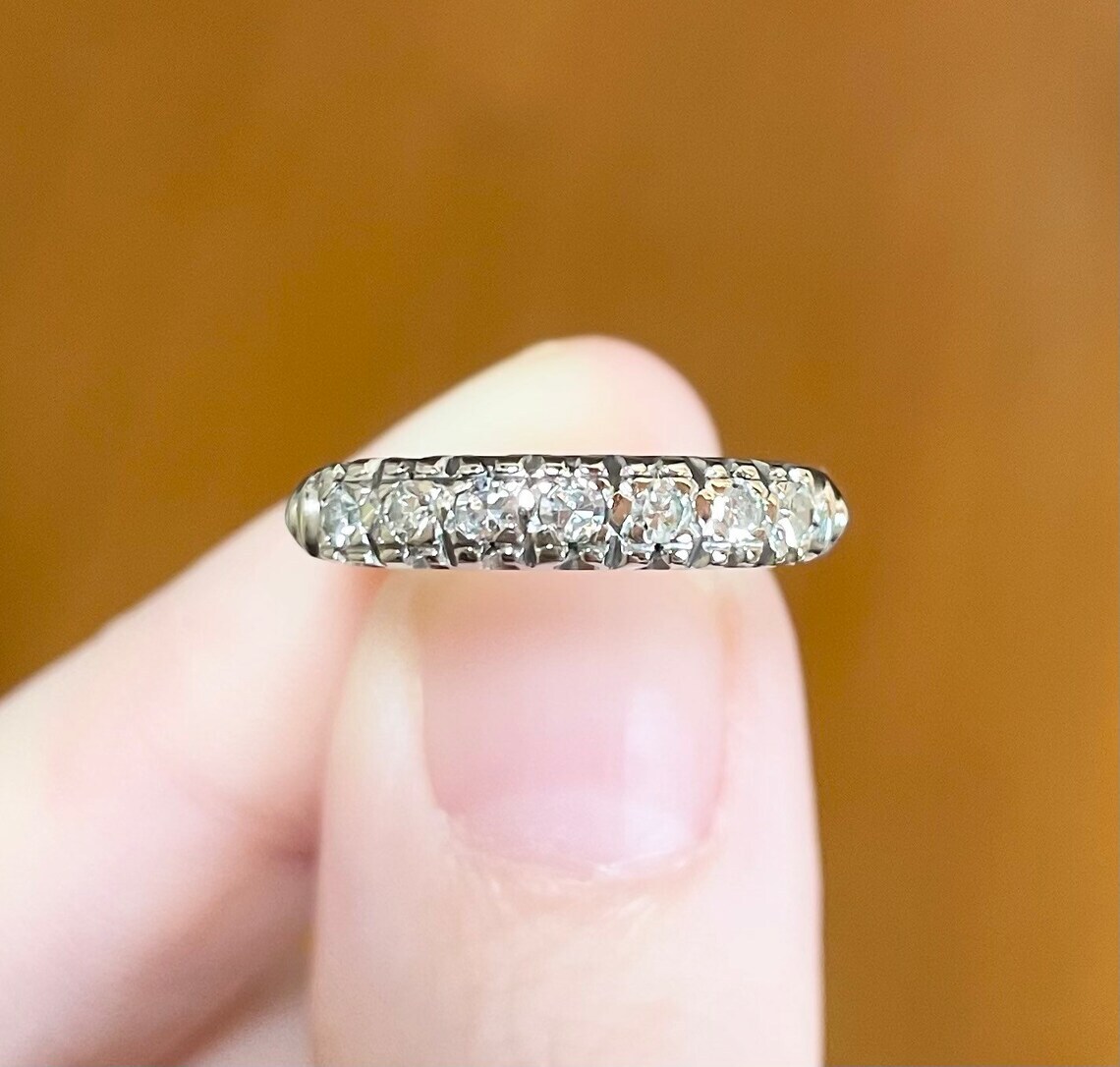 1/2 CTW White Round Cut Simulated Diamond Wedding Art Deco 925 Silver Band Ring