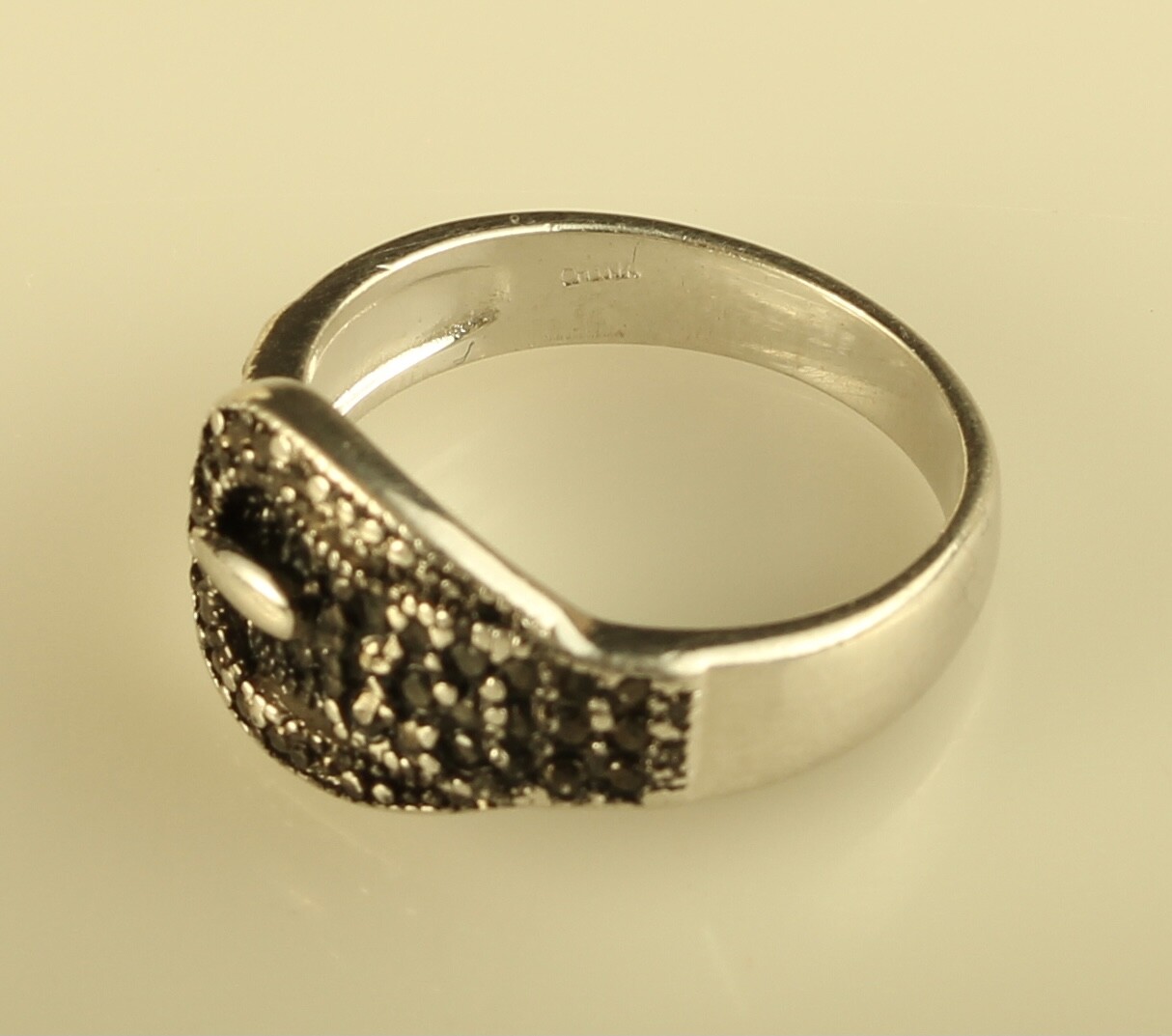 Vintage Sterling Victoria Townsend DBJ Genuine Black Diamond Belt Ring sz 7 1/4