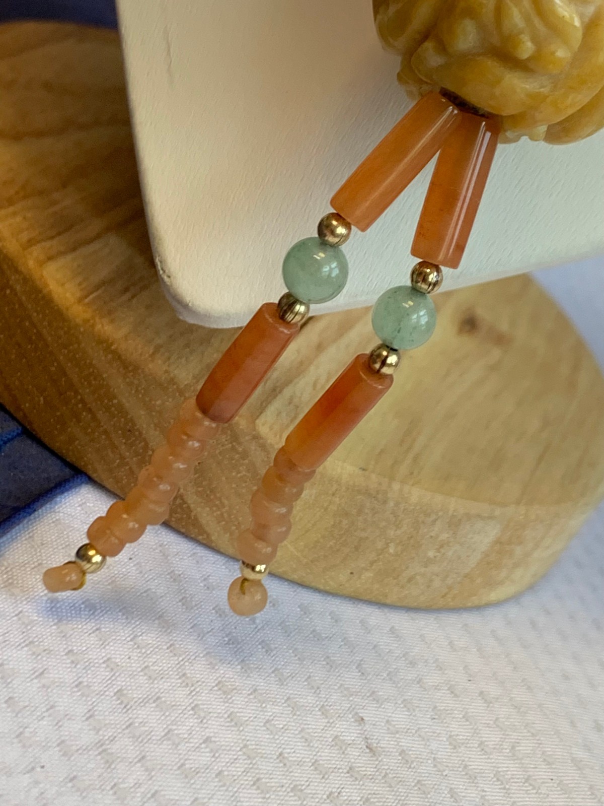 Vtg Jade Tigers Eye Necklace 23″ Fashion Jewelry Carved Pendant Hook Clasp
