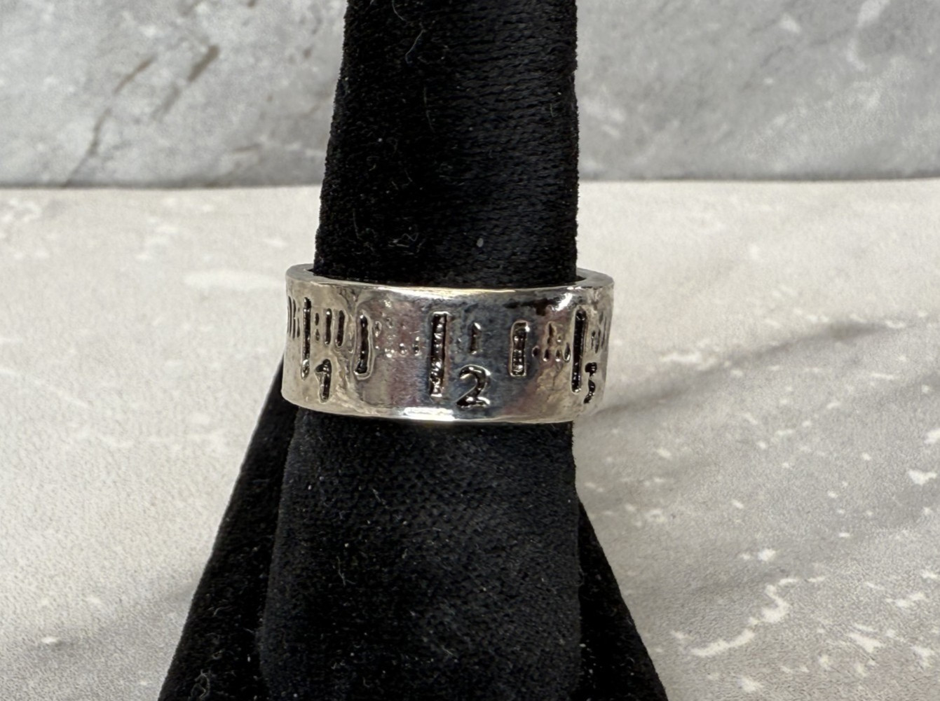 Vintage Silver Tone Tape Measure Ruler Ring Size 7