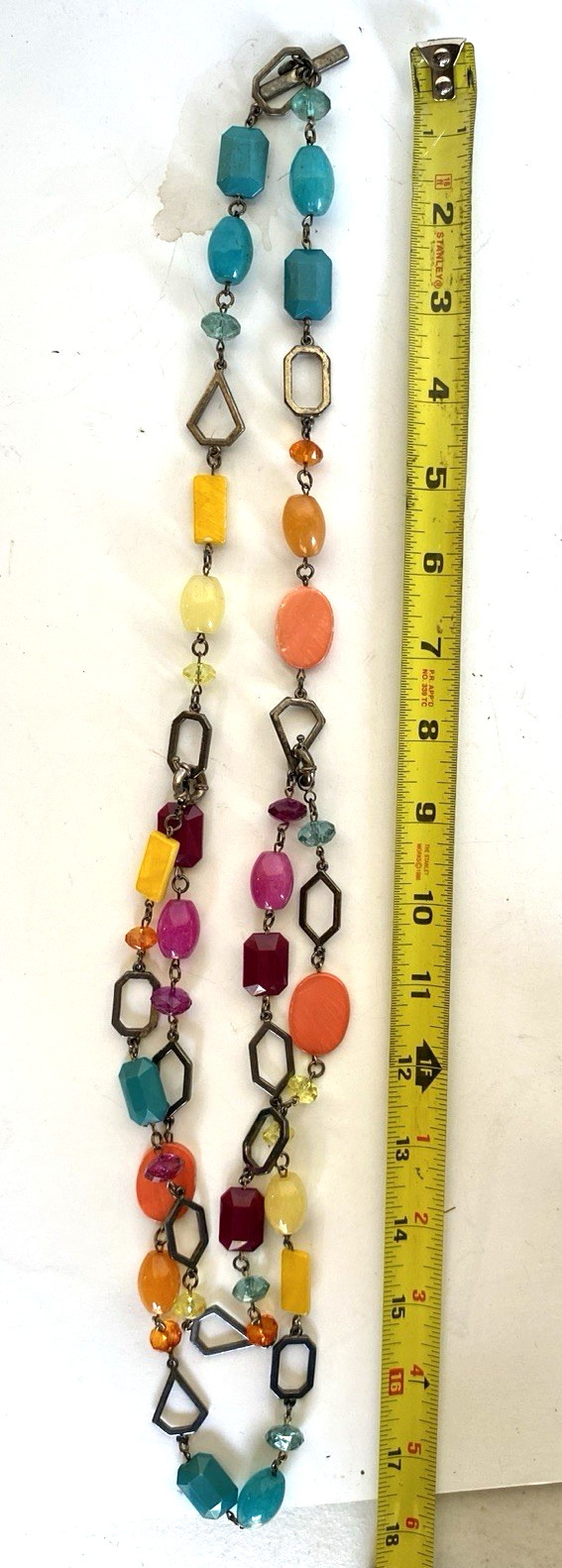 Lot of 12 Wearable Necklaces; Plastic, Lucite, Acrylic, Wood & Glass 15″ to 32″