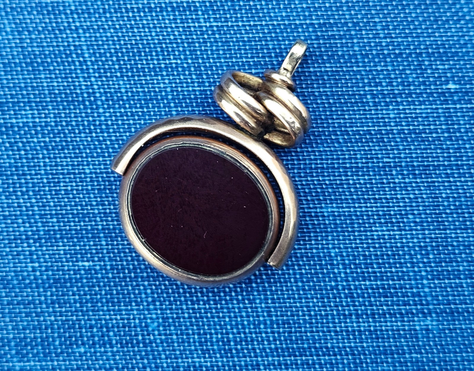 1880s 9K Gold Antique Victorian Spinning Watch Fob Pendant Bloodstone Carnelian