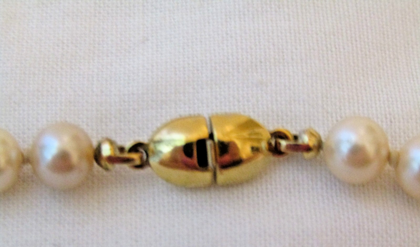 Vintage hand knotted signed Monet 20″ Classic Faux Pearl Necklace Box Clasp