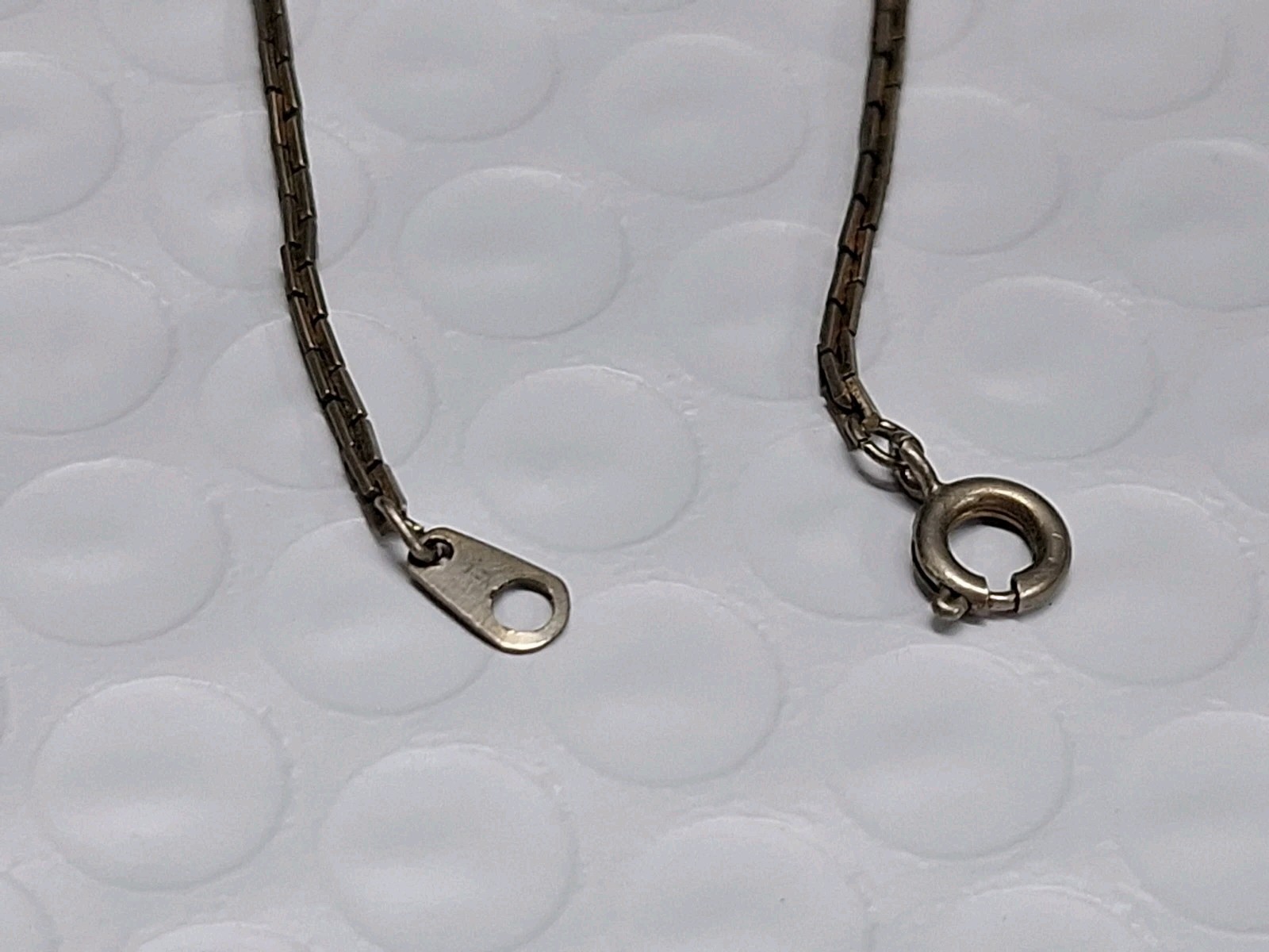 Brass Tone Metal Cubes Chain Choker 17 Inch Necklace Vintage