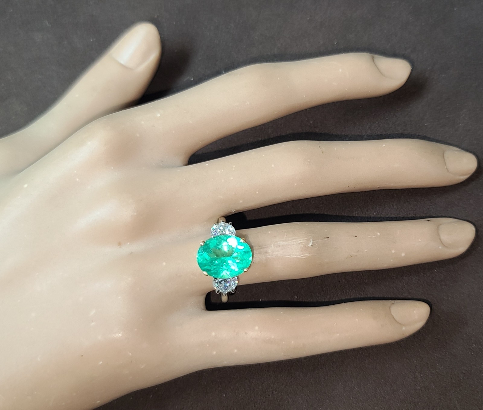 14k Two-tone Gold Engagement Ring 3.57ct.Natural Colombian Emerald Oval GIA CERT