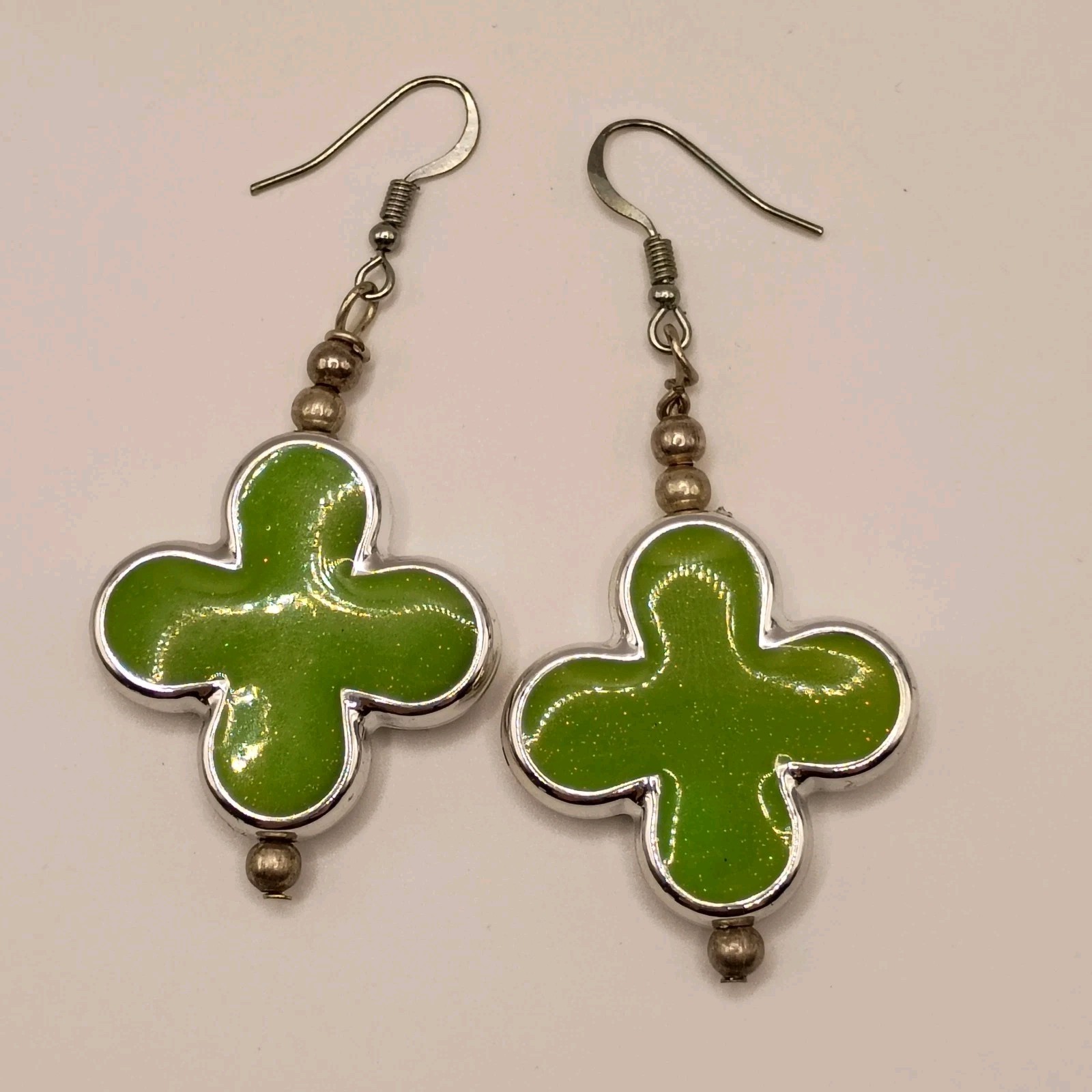 Vintage Retro Pop Art Lime Green Enamel Glitter Clover Dangle Earrings Silver