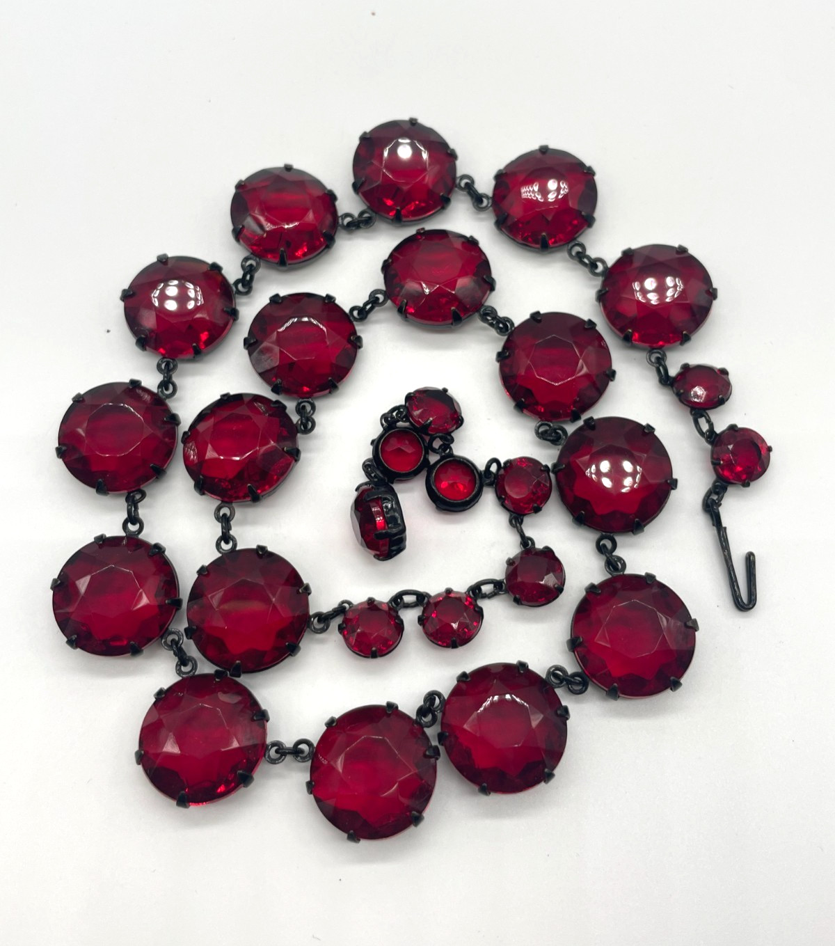 VTG Art Deco Japanned Ruby Red Riviere Collar Necklace