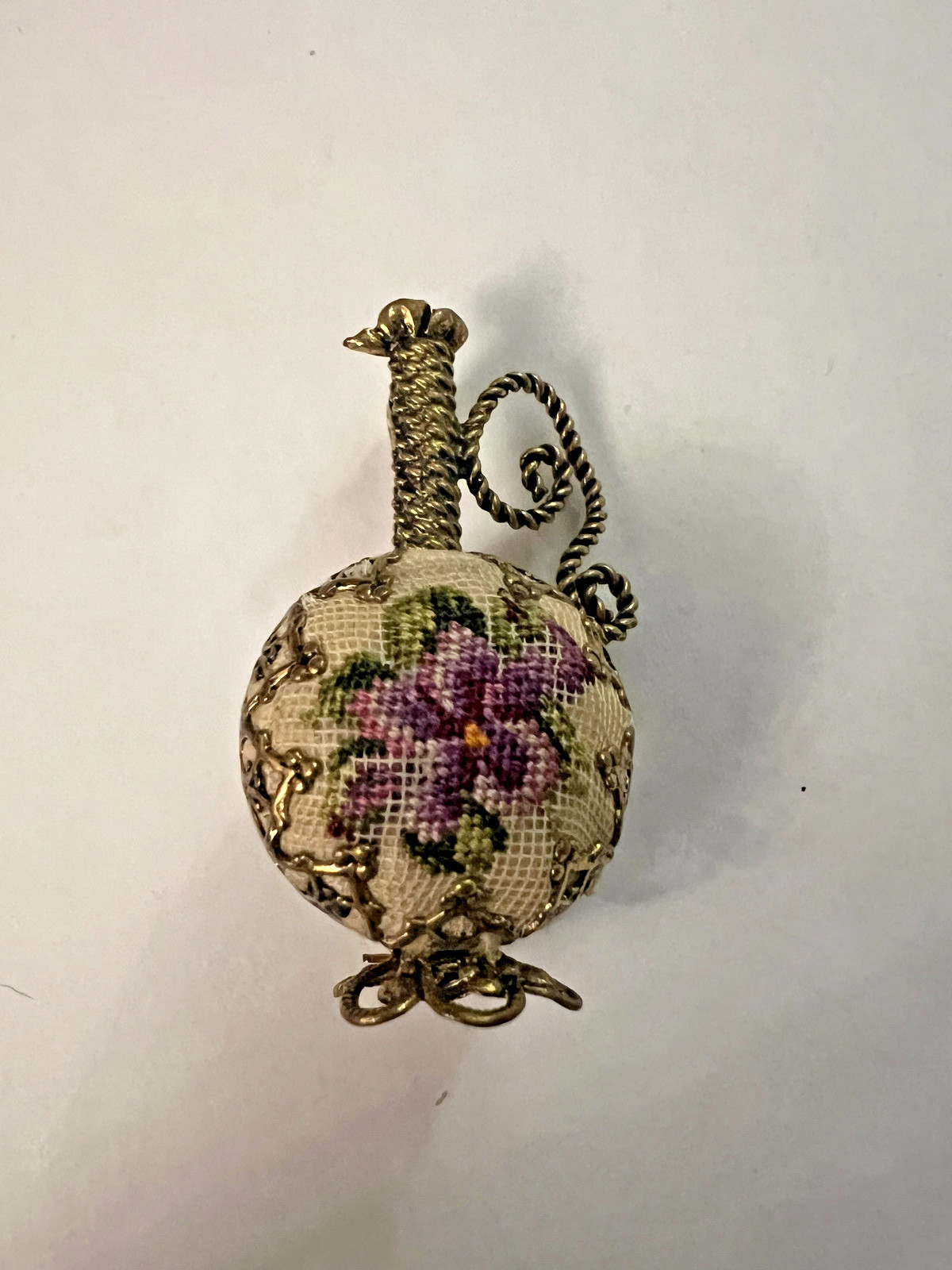 Vtg Handmade Gold Tone Metal Pansy Flora Needlepoint Jug Bottle Shape Brooch Pin