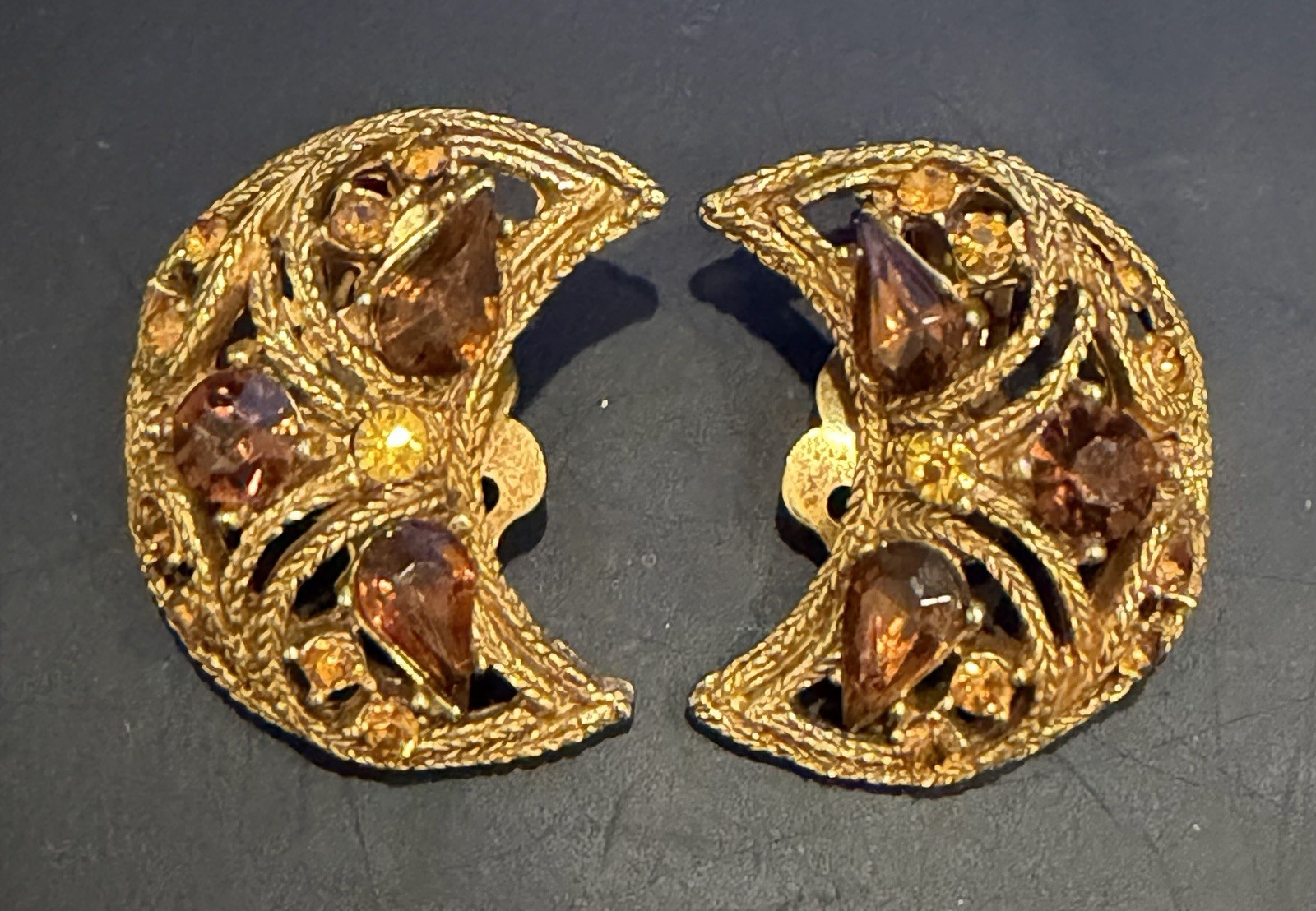 Vintage La Roco Paisley Crescent Half Moon Star Clip On Earrings Dark Amber