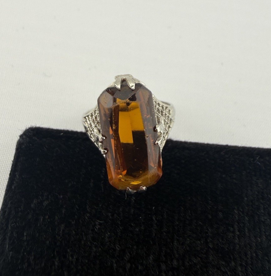 Art Deco Vintage Belais 10k Gold Ring Size 4.25 Brown Colored Set