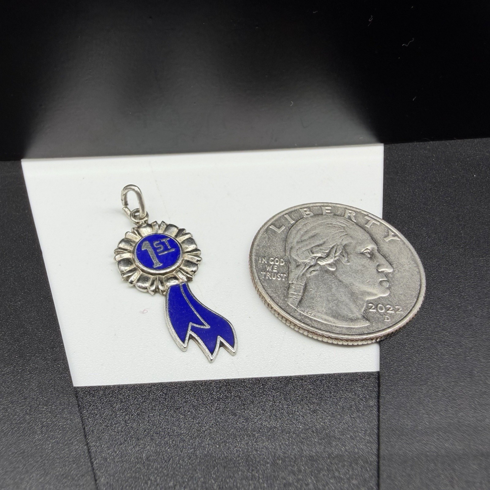 Vtg Wells Sterling Silver Enamel 1st Place Blue Ribbon Award 1.25″ Charm 2.1g