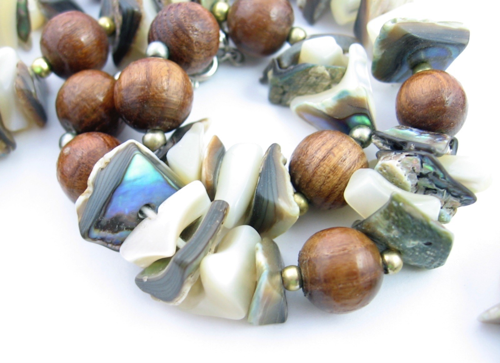 ABALONE SHELLS Seashells Chips & Pieces WOOD Beads NECKLACE & Earrings Set VTG