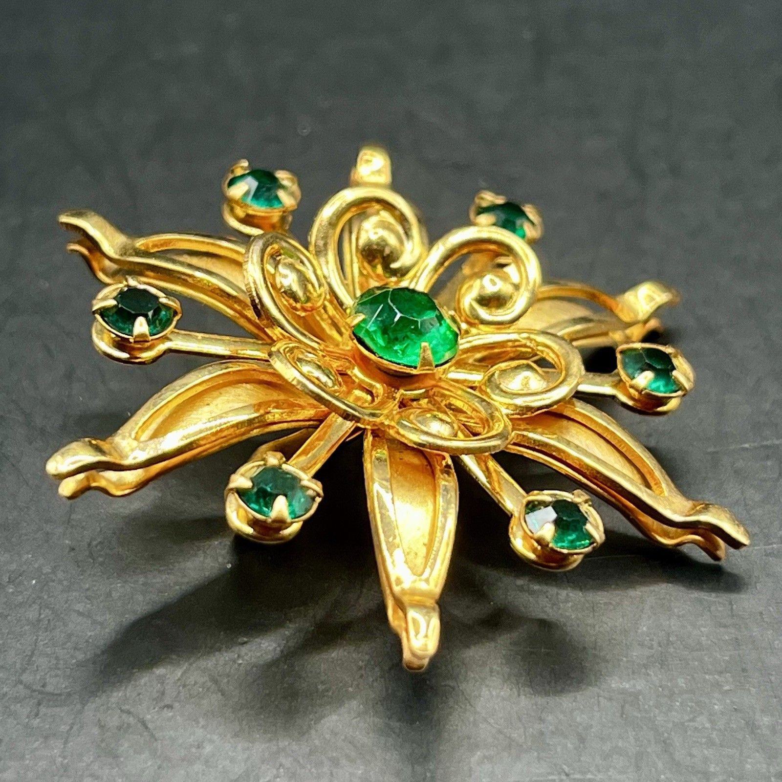 Vtg Rhinestone Brooch 2 pc Lot Green Starburst Red Snowflake Flower *See Notes