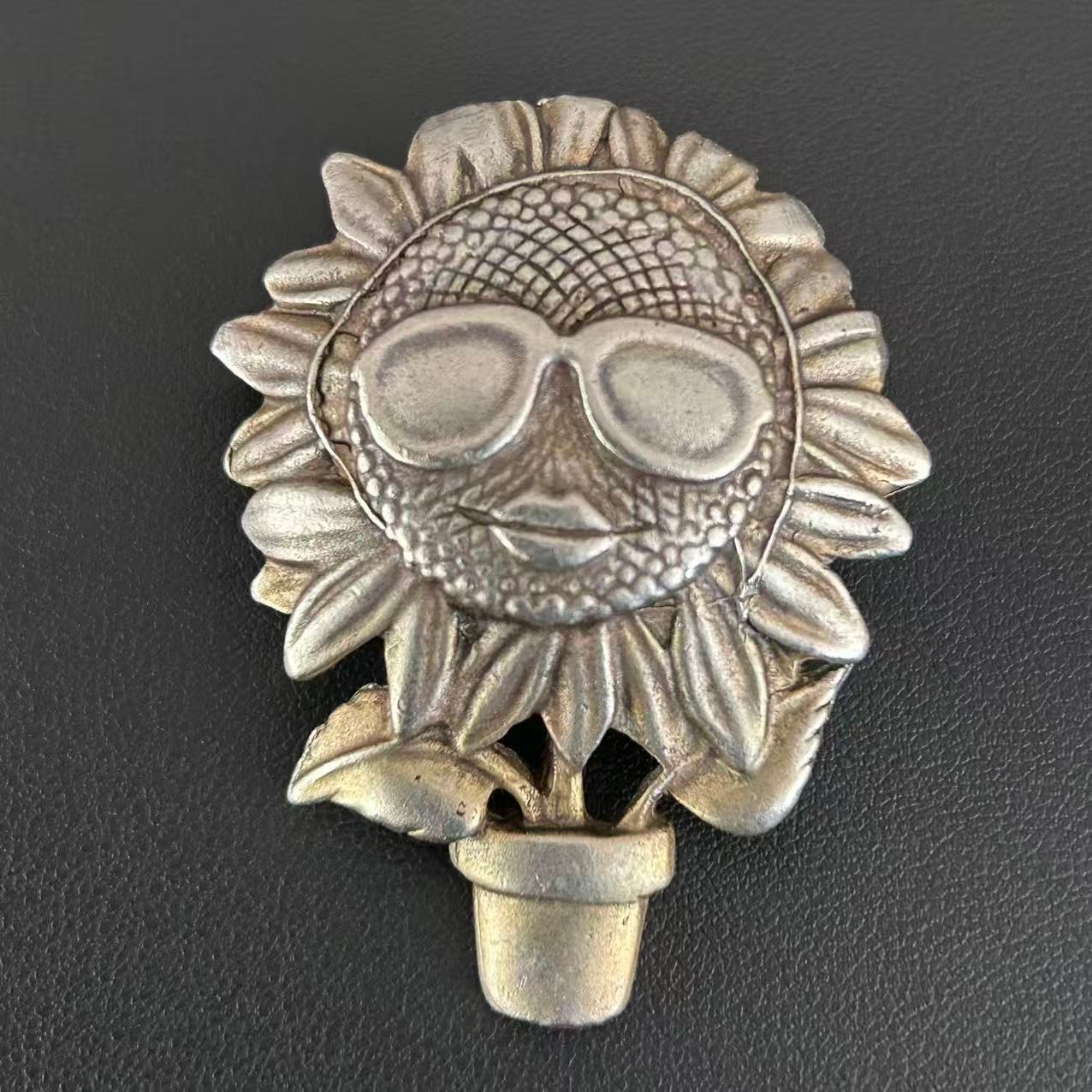 Vintage Silver Tone Sunflower Sunglasses Brooch Pin Whimsical Flower Pot