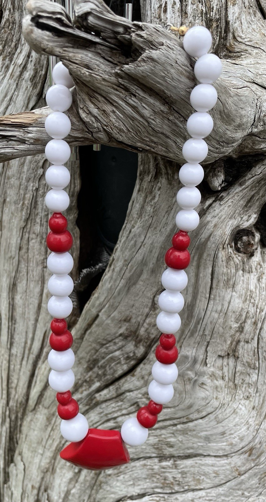 Vintage 1980’s Art Deco Style Necklace Red And White 22 Inches