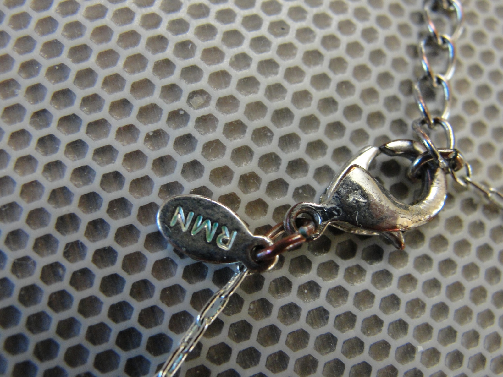 RMN Roman Gray Slver Faux Pearl Silver Chain Necklace with White Pearl Earrings