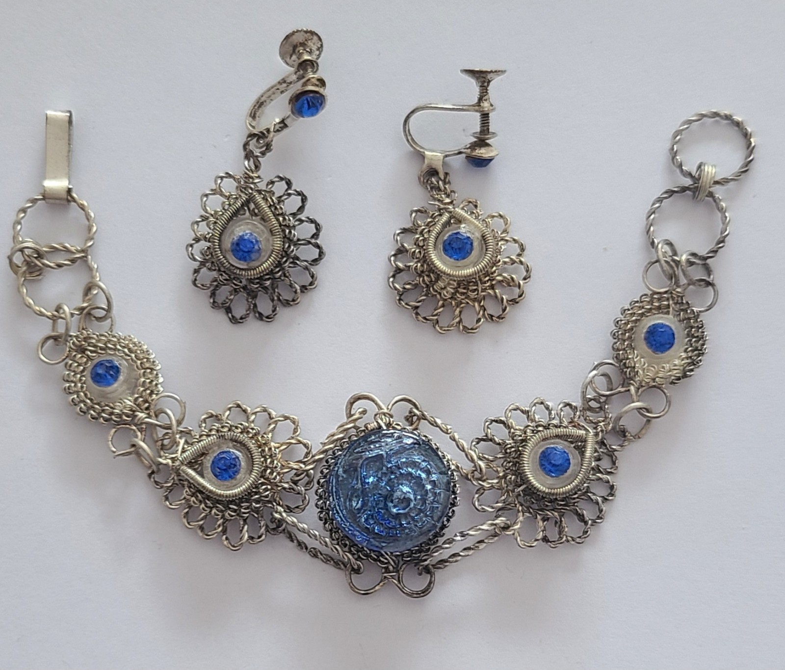 Vintage Cannetille Silver Plated Wire Bracelet And Screw Back Earrings Blue RS