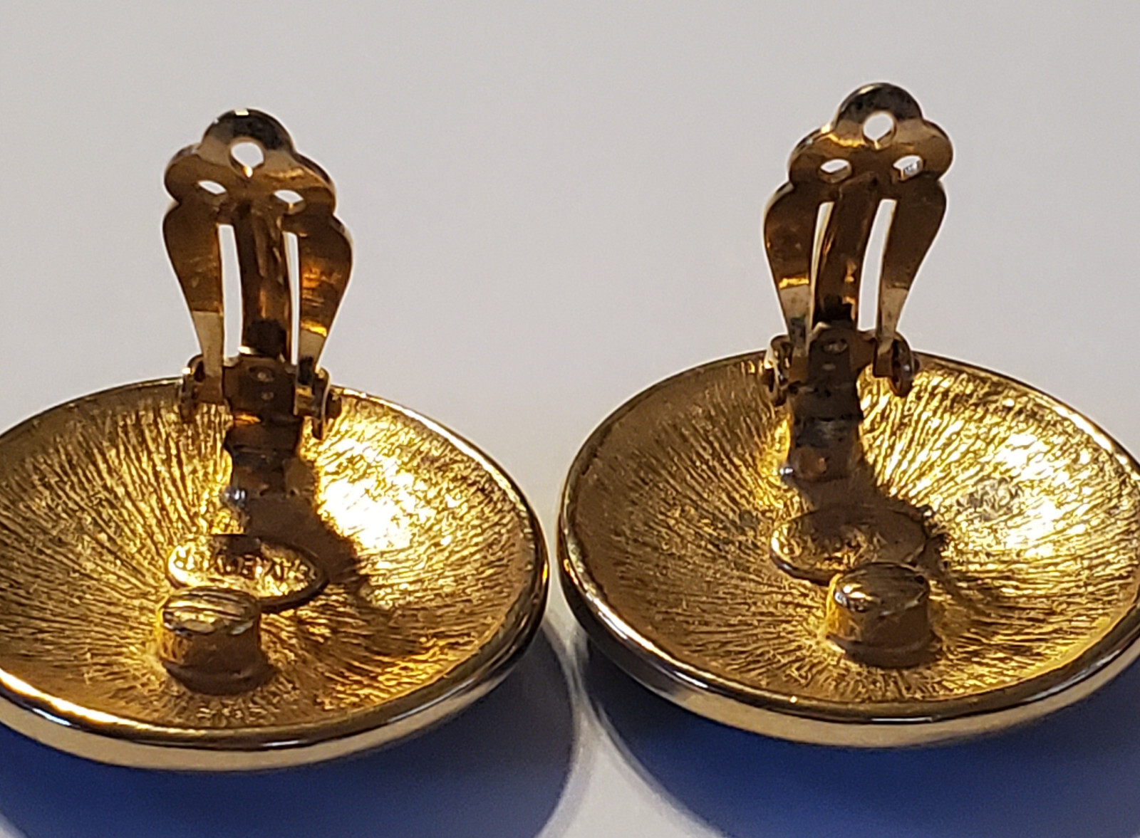 Classic & Signed- Gay Boyer Gold Tone Latice Black Enamel Clip Button Earrings