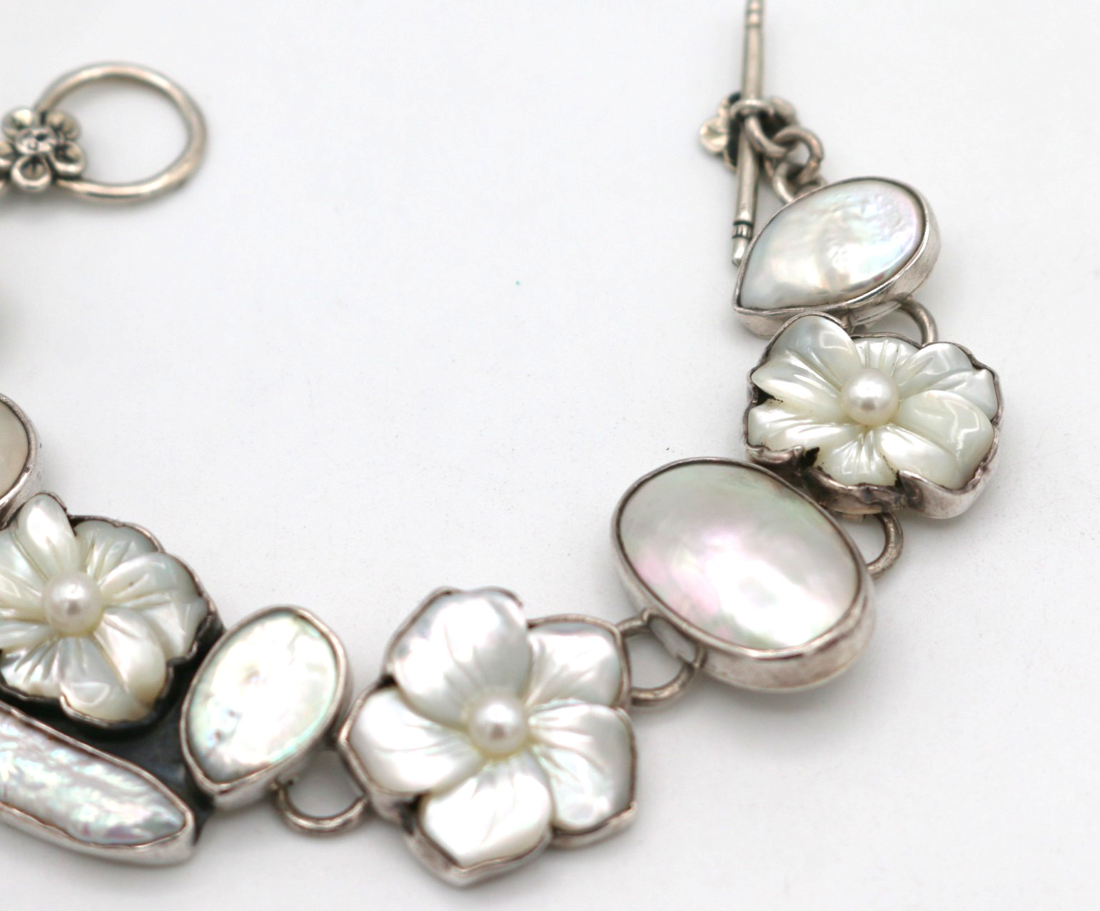 AKR Amy Kahn Russell Sterling Silver 925 Carved MOP Flowers Bracelet 7.5”