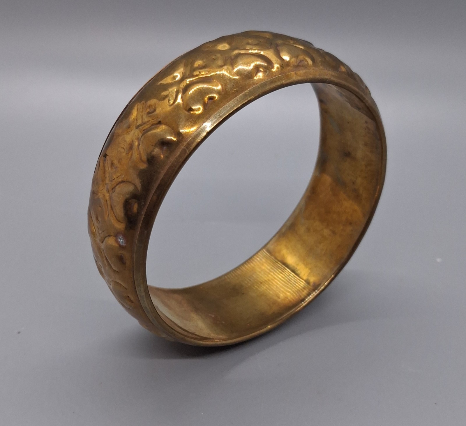 Wide Brass Chunky Bangle Embossed Heart Pattern Vintage Bracelet