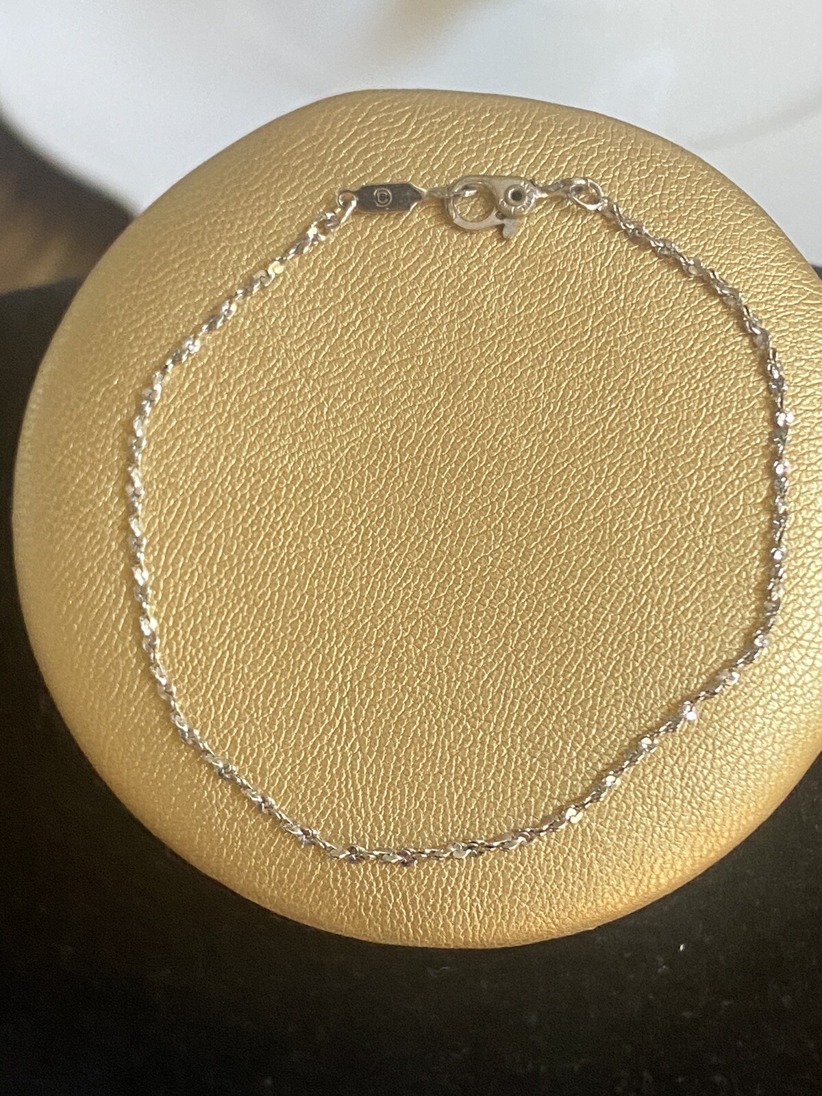 Vintage Signed Monet Silver Tone Twisted Chain Bracelet 7″ sister clasp