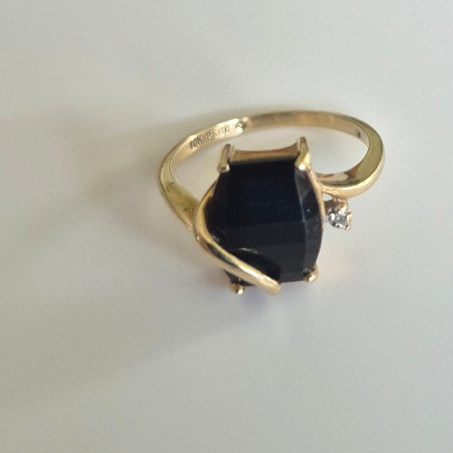 10K Yellow Gold Marked PSCO Onyx and Diamond Ring – Size 6.25, Weighs 2 Grams