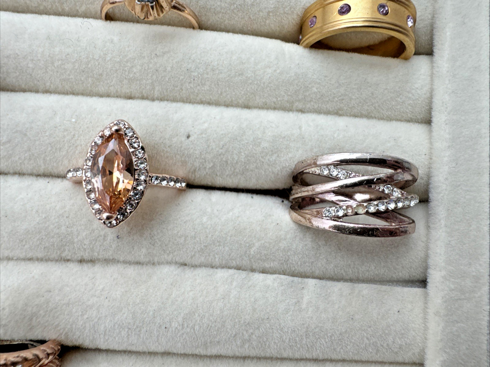 VTG-now Gold rose copper tone snake RINGS Jewelry Lot Chunky 90s 2000s Y2K boho