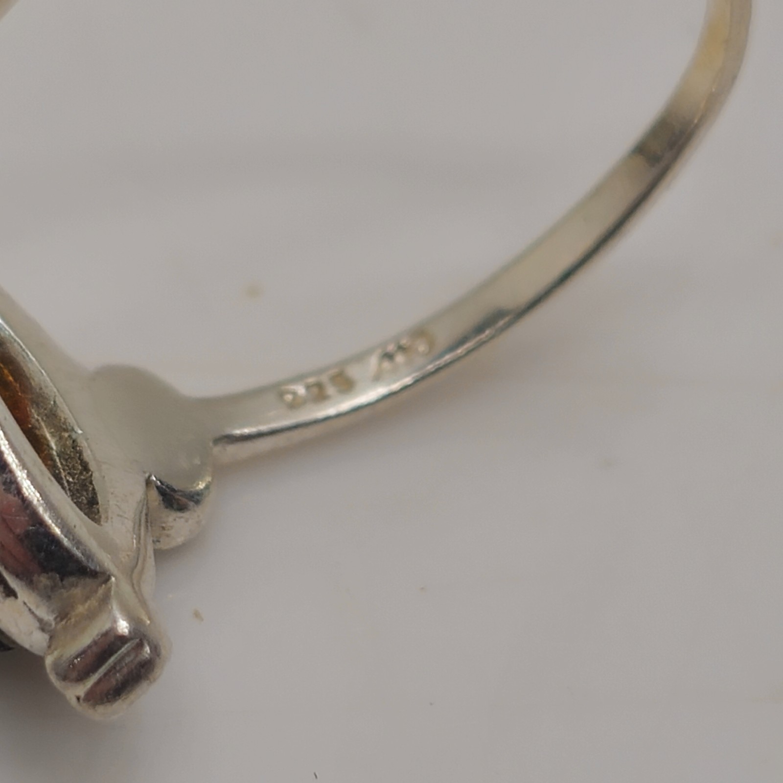 Sterling Silver 925 Black Oval Cabochon Ring Size 6 1.52g Vintage Style