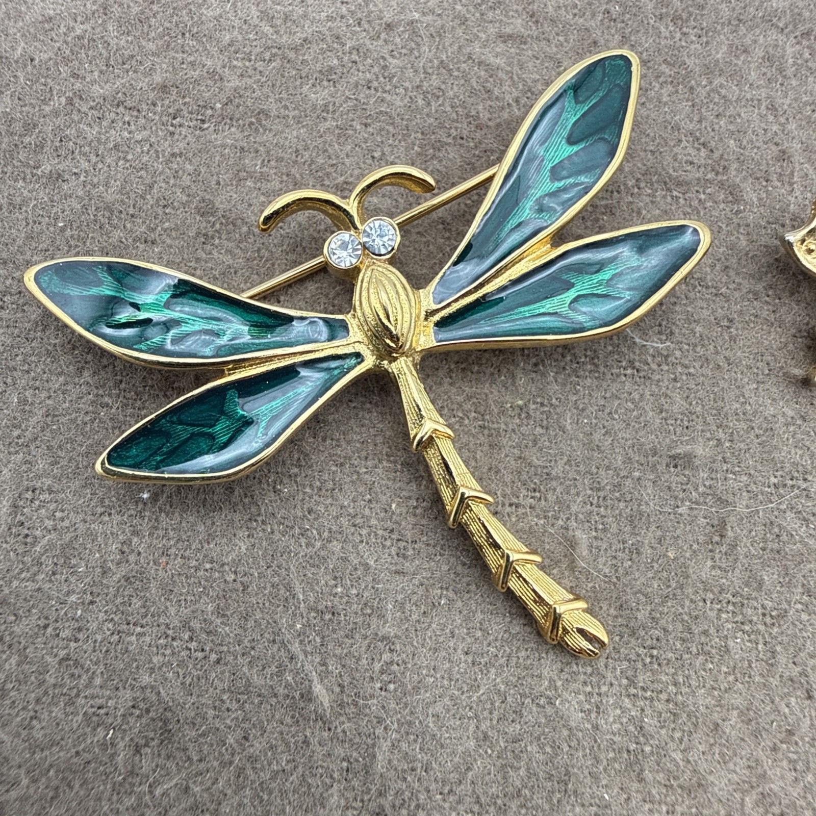 Vintage Butterfly Pins Brooches Jewelry Lot – Set of 6 (1-Trifari)