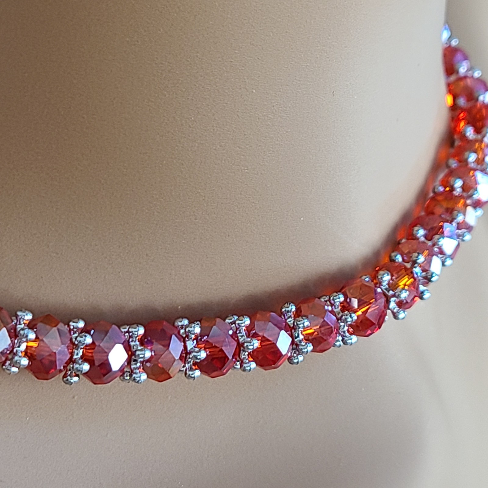 Vintage Fire Red Aurora Borealis AB Faceted Glass Crystal Choker Necklace 18.5”