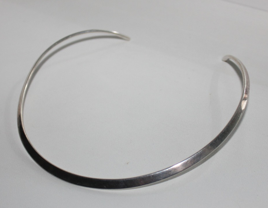 Vintage N. E. From Vintage Neckring Sterling Silver 925.