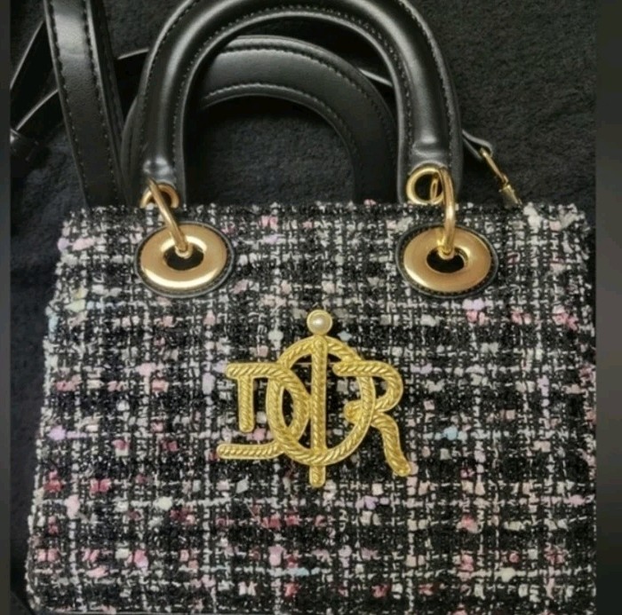 CHRISTIAN DIOR Rope Monogram Logo Pearl Gold Pin Brooch
