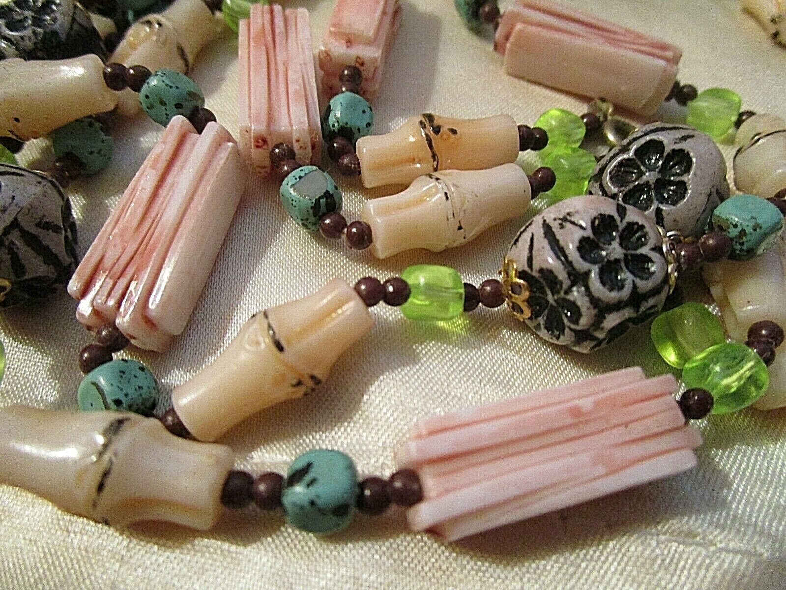 UNIQUE VINTAGE Multi-Bead NECKLACE: PLASTIC TIKI BAMBOO- CERAMIC FLOWER POWER+