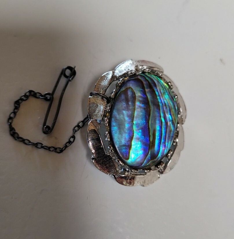 Vintage NZ 35mm Silver Tone Textured Paua Abalone Shell Brooch Pin 10 Grams