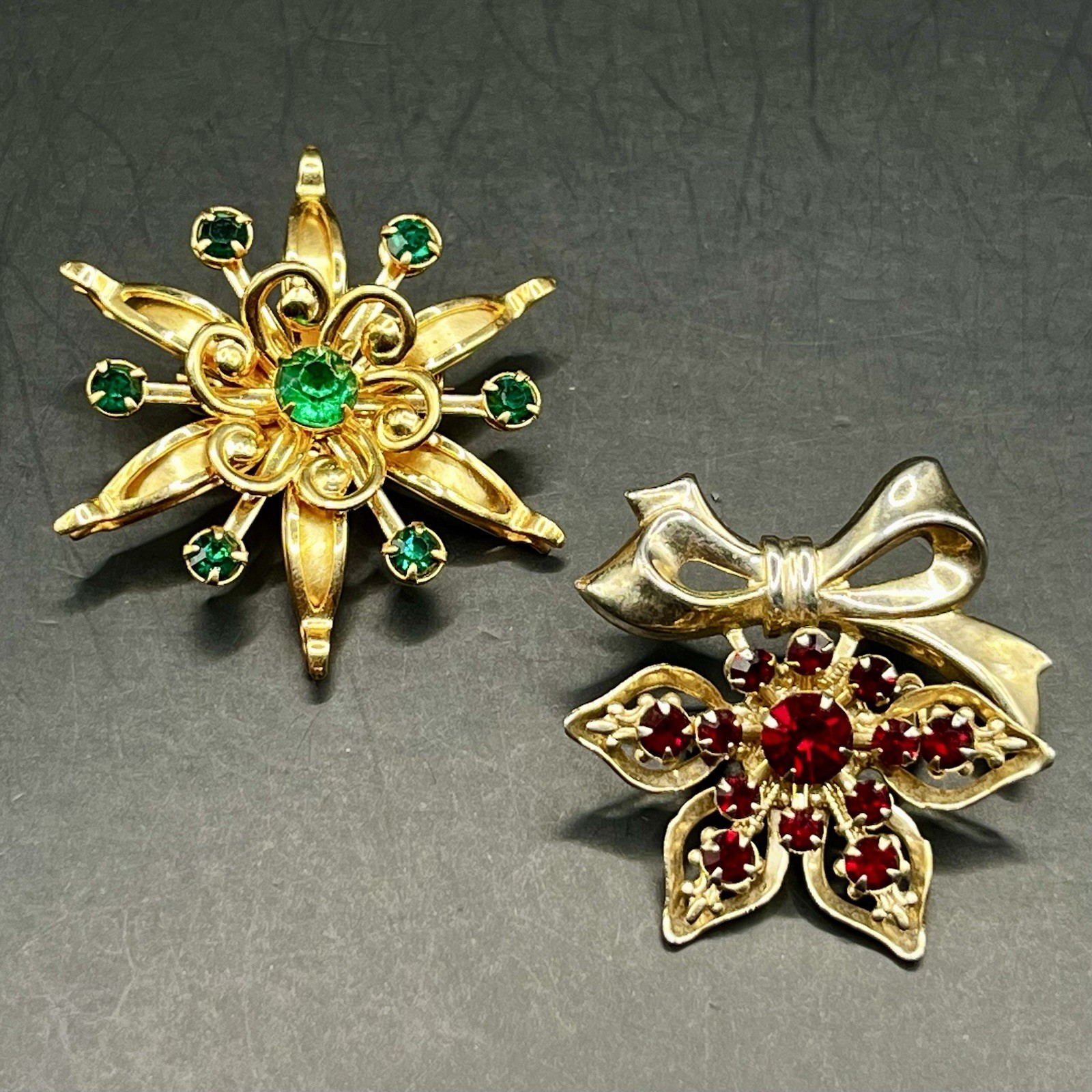 Vtg Rhinestone Brooch 2 pc Lot Green Starburst Red Snowflake Flower *See Notes