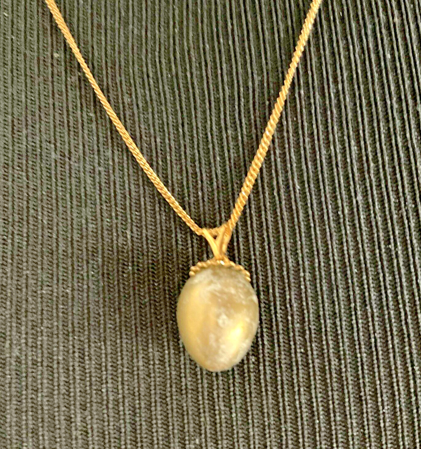 Pendant Kit Finch Painted Gold Egg Amber Crystals Goldtone Chain Instructions