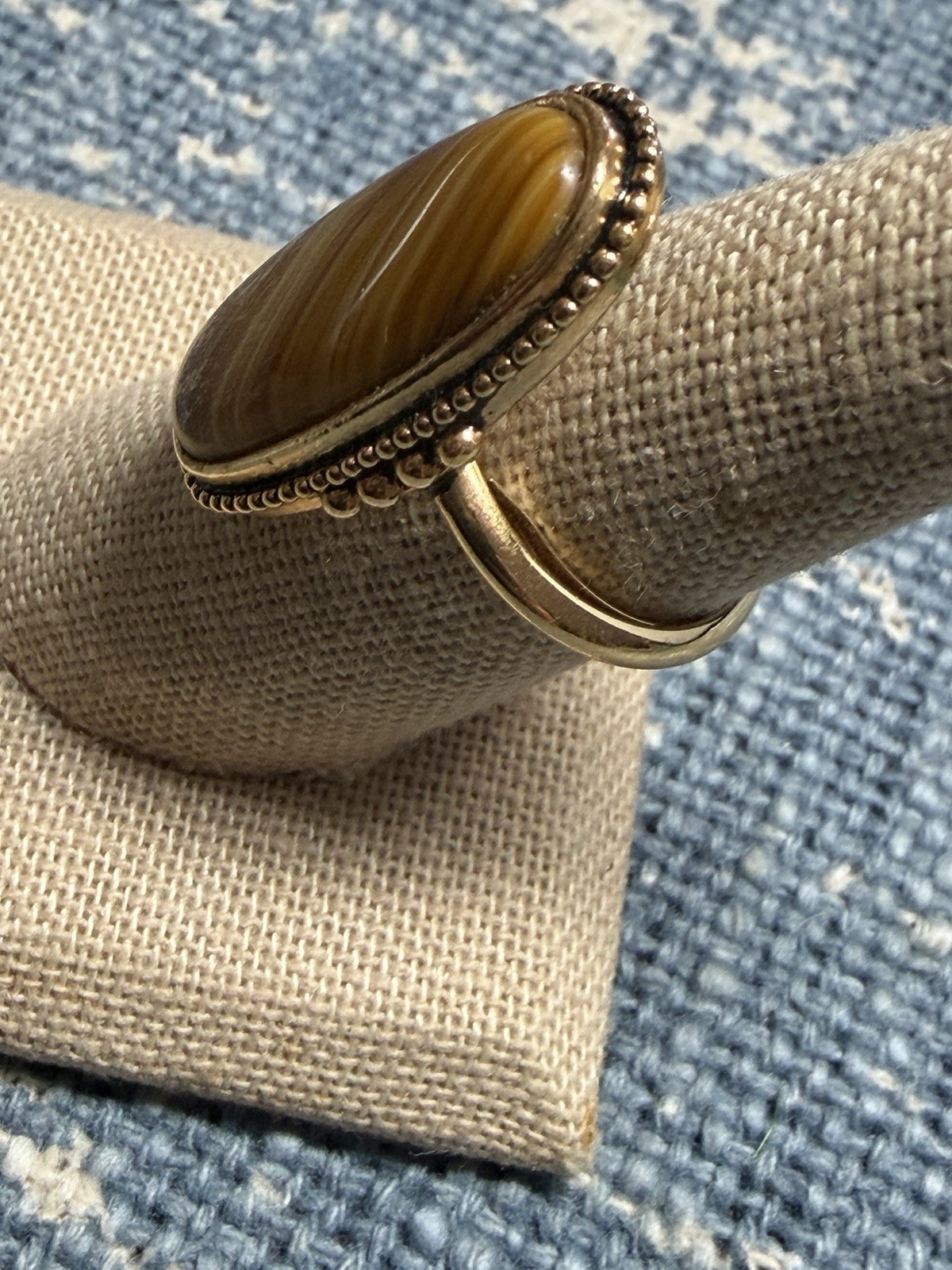 Vintage Avon 1978 Shimmering Sands Ring Brown Faux Agate Gold Tone Sz 8 Adj