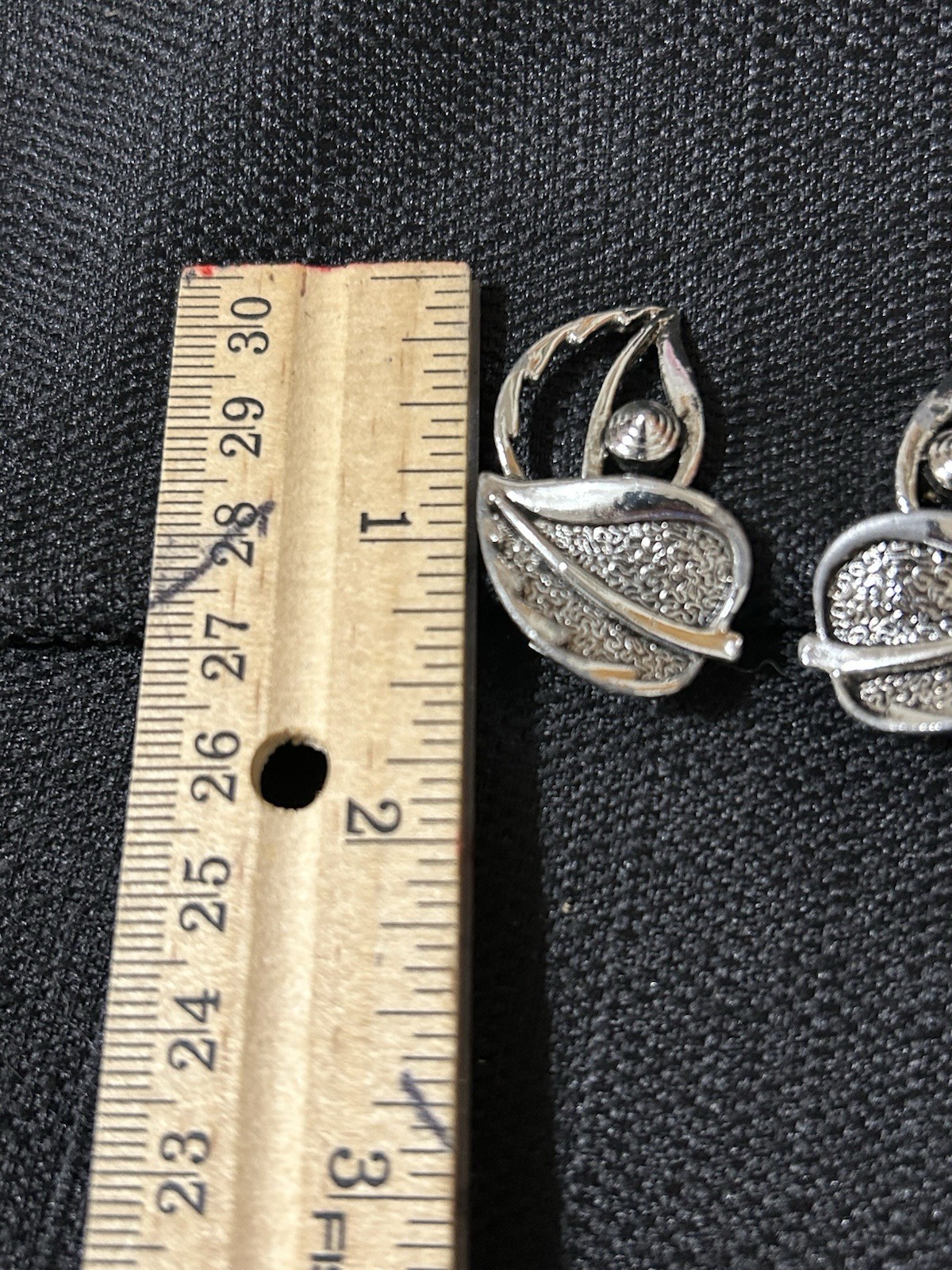 7 Pcs. ALL SIGNED Sarah Coventry, Lia Sophia & Avon Mixed Jewelry Lot
