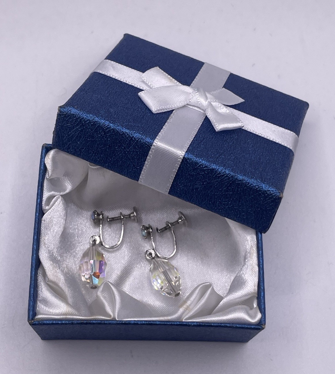 Vintage AB Aurora Borealis Faceted Crystal Drop Dangle Screw Back Earrings