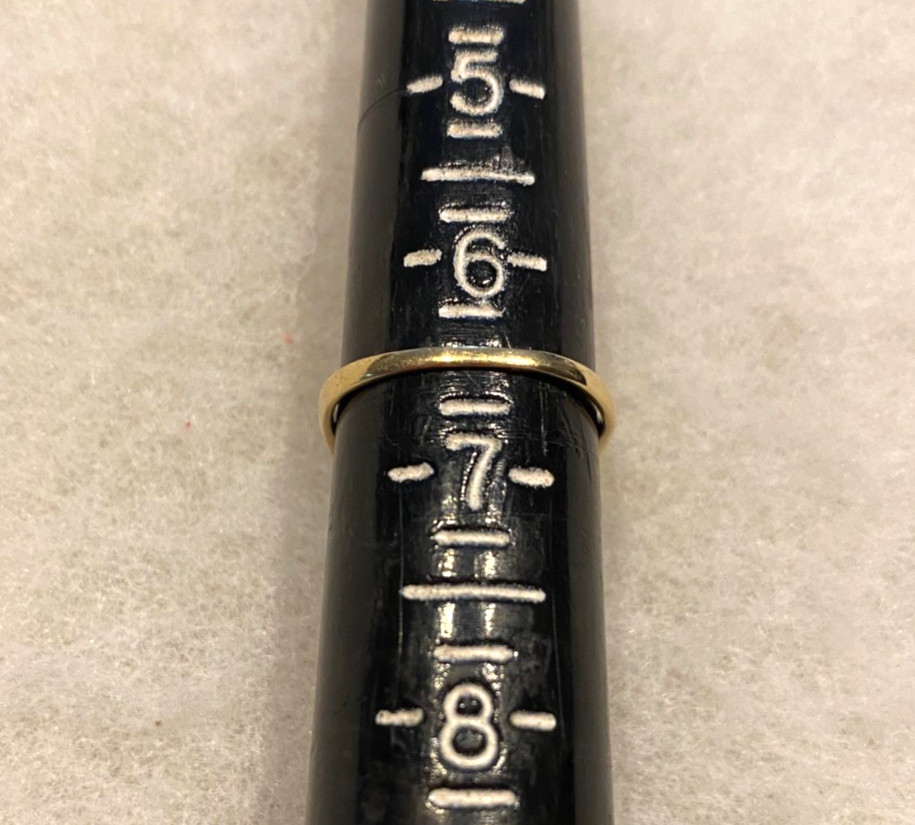 Vintage 10 Kt Onyx & Diamond Ring Size 6 1/2 – 3.6 Grams