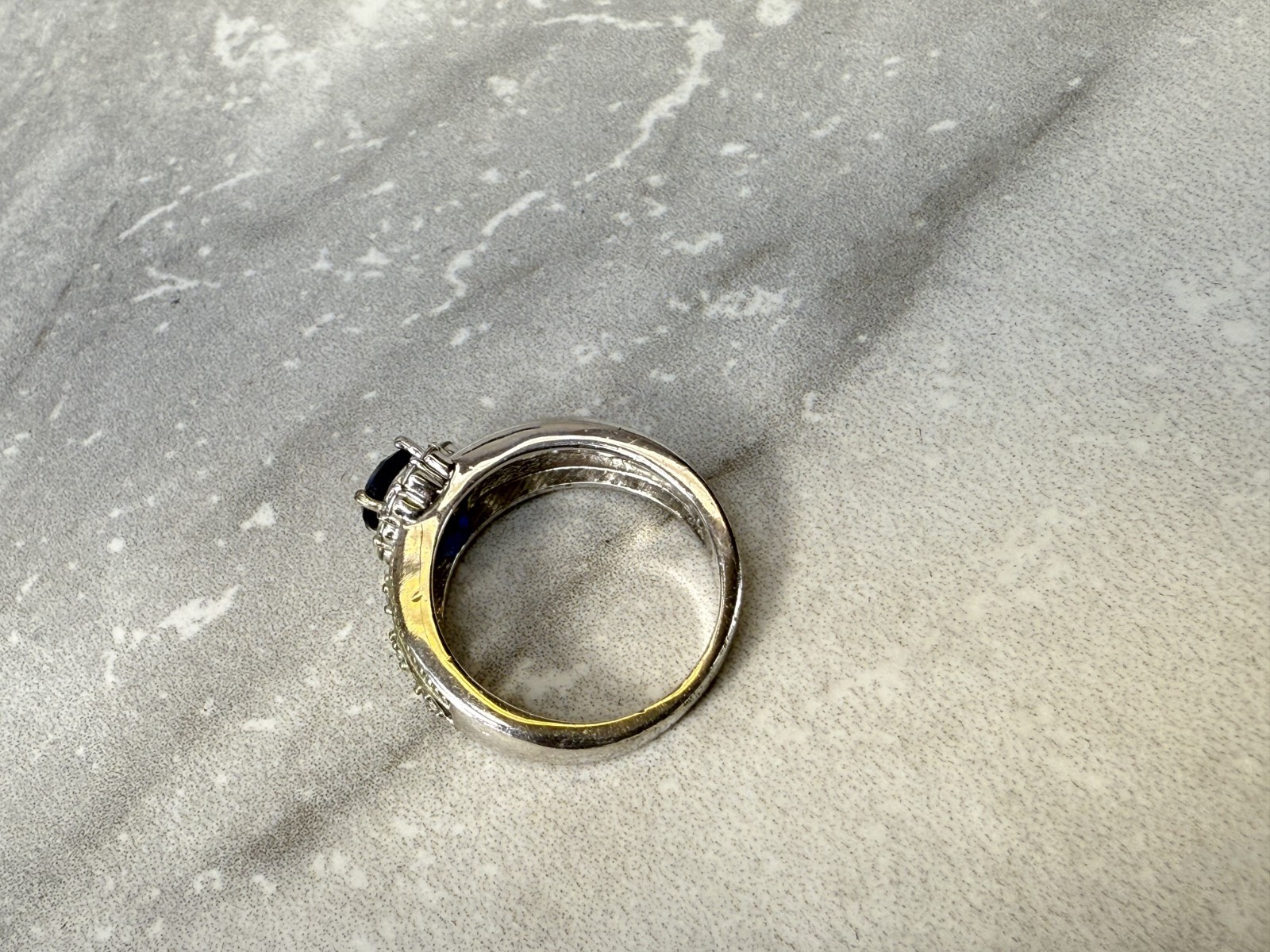 Beautiful Silver Tone Sapphire Blue Crystal Ring Size 7